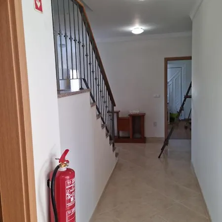 Villa Direito Estombar
